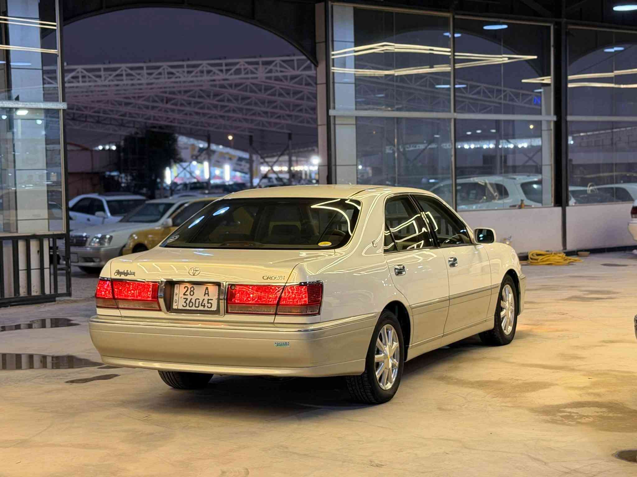 TOYOTA CROWN ROYAL SALON 👑
للبيع تويوتا كراون 2002.
اللون           ابيض محجل   😊.

❗️فقط للذواقة لليدور جديد وزيرو واصولي وكفاله عامه.

رقم نجف .  تسجيل جديد قرار. 102. شرط المداور ثاني يوم سنويه نافذه لغاية 2031  وستوها صاعده هزه جديده شرط ثاني يوم بأسم المشتري وشرط اسجلت بفترة قرار 102. 
مكفوله كفاله عامه عراق ويابان  من كص وضربه ونقل جثه وصبغ  ورسميات والاصوليات والغرامات.
المواصفات 👇.
دكم.
كرستال. خضراوي 
مكينتها ديفور الجبير 
ويل نجمه ابيضّ اصلي.
كشنات كهرباء.
برده خلفيه كهرباء اصليه.
مري كهرباء+هيتر♨️.
تبريد ثلج ❄️+سبلت متحرك.
داخل بيجي  مطعم بصاج.
شاشه كرستال ترحيب.
لايتات كرستال زنون اصل.
بگ لايتات كرستال لد.
ستيران كهربائي 
كامره خلفيه دوار.
سستم نياكل متكامل. اصلي 
تخم تاير +حداديه جديده اسفنجه.
غراض مال جنطه كامله.
والسياره ماعايزه برغي كامله على اخر حبايه.
والسياره بالواقع اجمل من الصور بهواي.📷
العنوان🏡ألنجف الأشرف.
السعر💵. 163.  وبيها مجال قليل جداً جداً.
للأستفسار 📞📲 ***********.  ليث حازم.  
رجاءً اذا ماعجبك السعر او مو شراي اعگب المنشور او تعلق تعليق حلو يدل على اخلاقك الراقيه وكلشي اكو بالسوگ.
