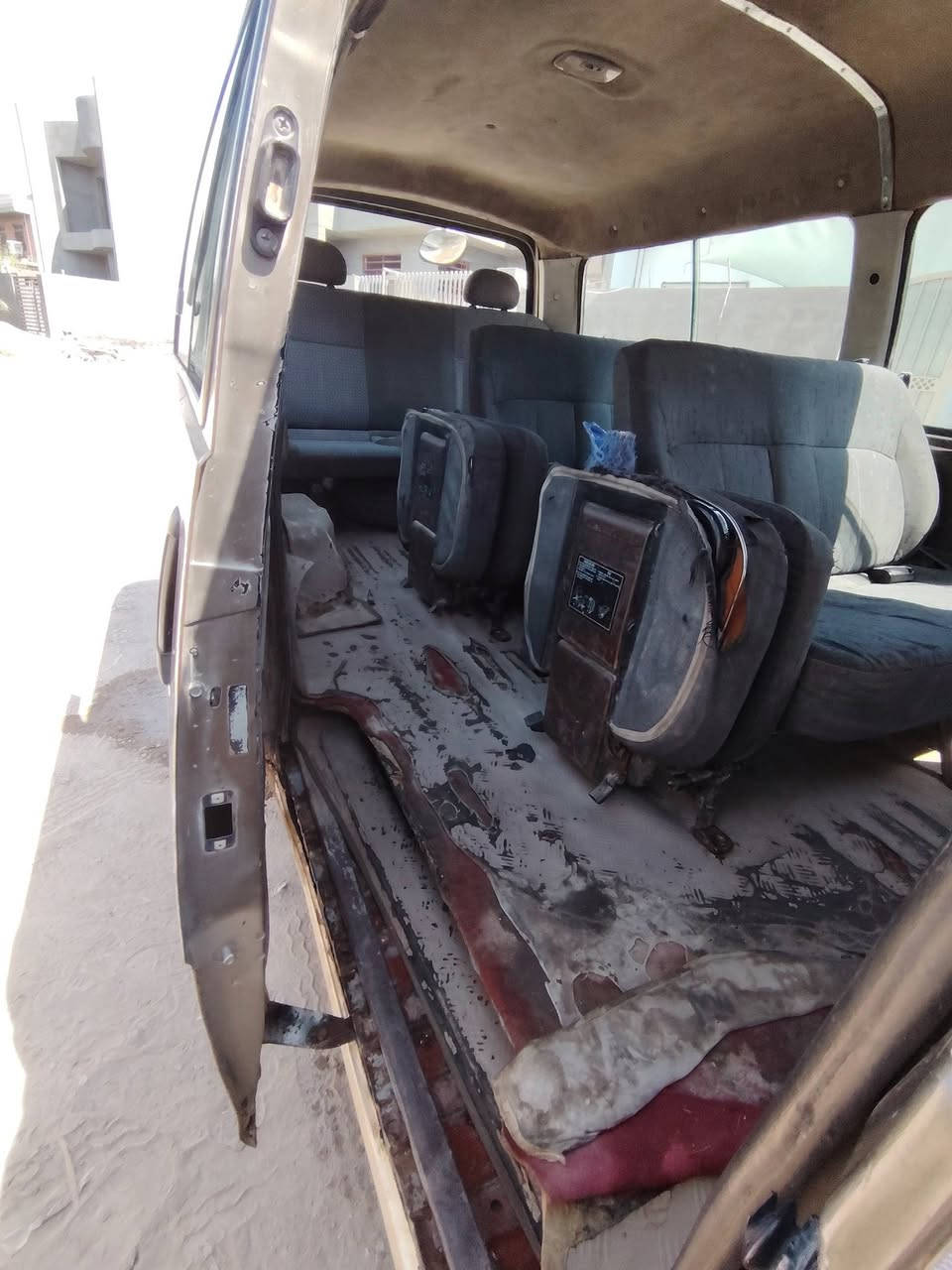 للبيع  بريجو 2001 سياره خير من الله السعر 11مليون قفل الرقم ***********
