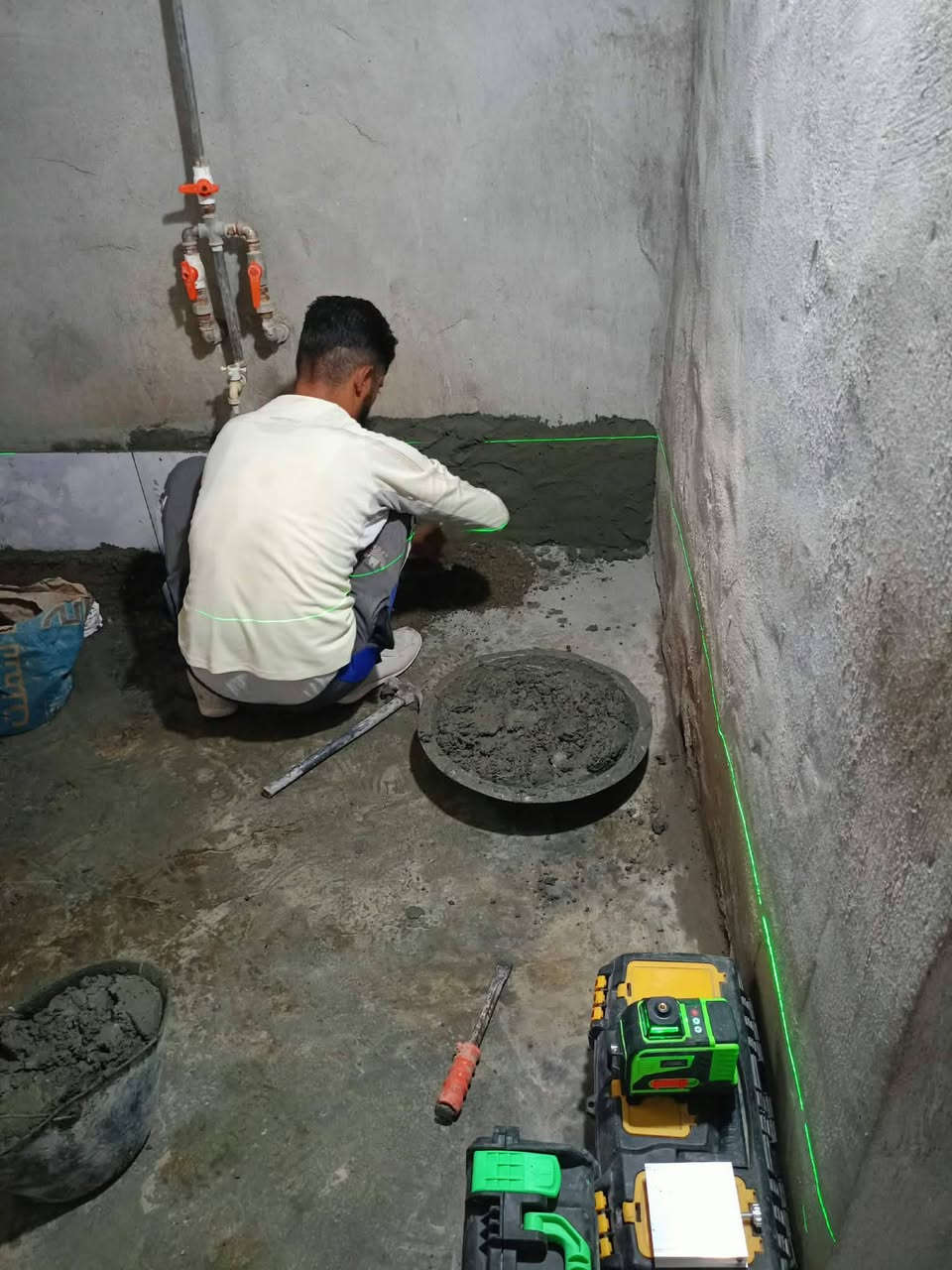السلام عليكم اصطه سيراميك متفرق والشغل شرط أستلام مهندس للستفار أتصل *********** أبو رأفت
