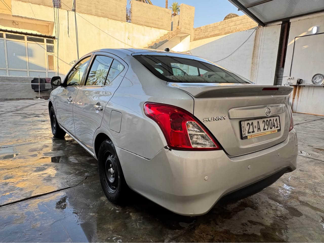 السلام عليكم 
نيسان سني  وارد هندي اصلي 
السياره استخدام بيت 
رقم سليمانيه باسمي بشرط التحويل 
موديل 2020 
ماشي / 58 الف كيلومتر وقابل للزياده 
رقم وسنويه جديده الى 2030 
الضرر/ قطعه وحده صبغ جامرلغ خلفي جهه السايق بشرط بدوون دواخل 
ادامه كامله للسياره متصرف عليه ربع دينار / تخم تايرات جديد / بلكات دسكات كله شركه … الخ 
كير ومحرك بشرط / تبريد ثلج بشرط الفحص 
السعر / 105 وبي مجال 💸
مكان السياره / ديالى قضاء خانقين 
للاستفسار / *********** ☎️ خناقين, ديالى
