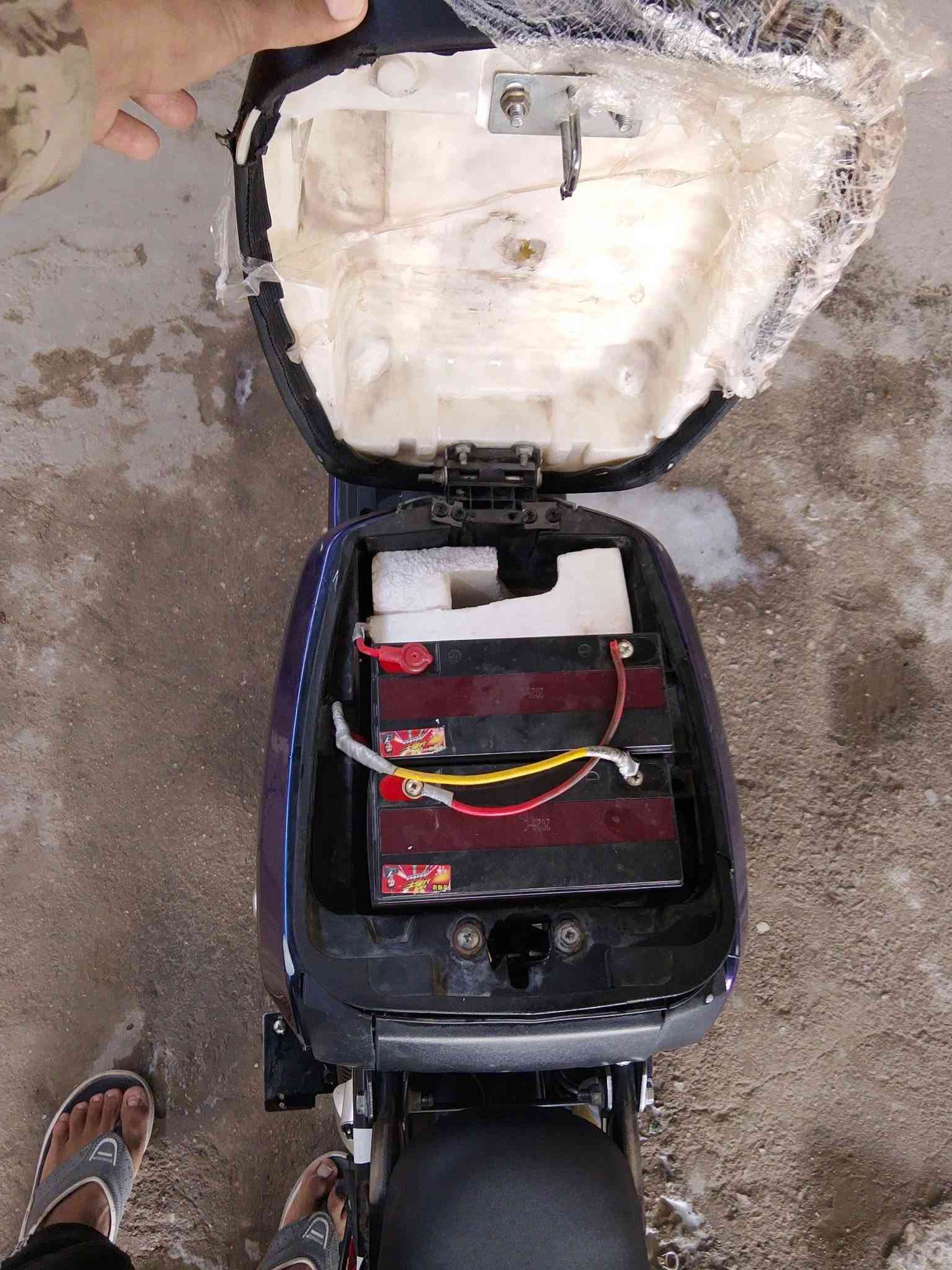 سلام عليك دراجه R9 جديده موديل 2025 درجه بطاريات  كفاله جديدات 35 امبير سعر 290 وبيها مجال المكاني البصرة الزبير *********** بيه واتساب
