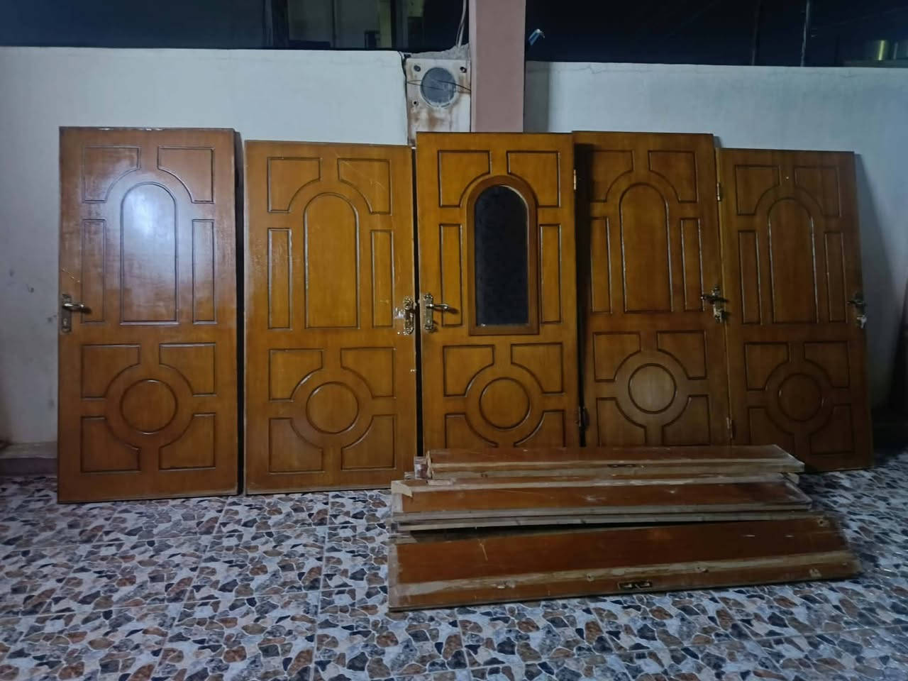 بوب خشب • نضيفات • للبيع