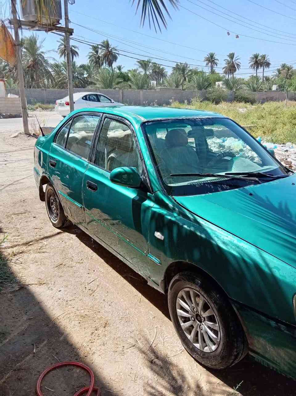 السلام عليكم سياره هيونداي فيرنه موديل 2001سياره كير عادي محرك نضيف السعر 35 وبيه مجال غير متواجد عل الفيس الاتصال على الرقم ***********
