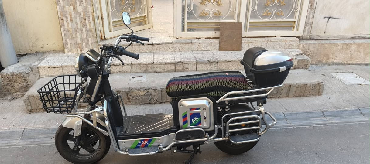 دراجه للبيع
نضافه فول الفول 
7 بطاريات ع الفحص 
نضام جهاز نذار مانع السرقه 
نضام كارت تشغيل 
ام بي 3 داخلي 🎶
السعر 825 وبي مجال 
***********
