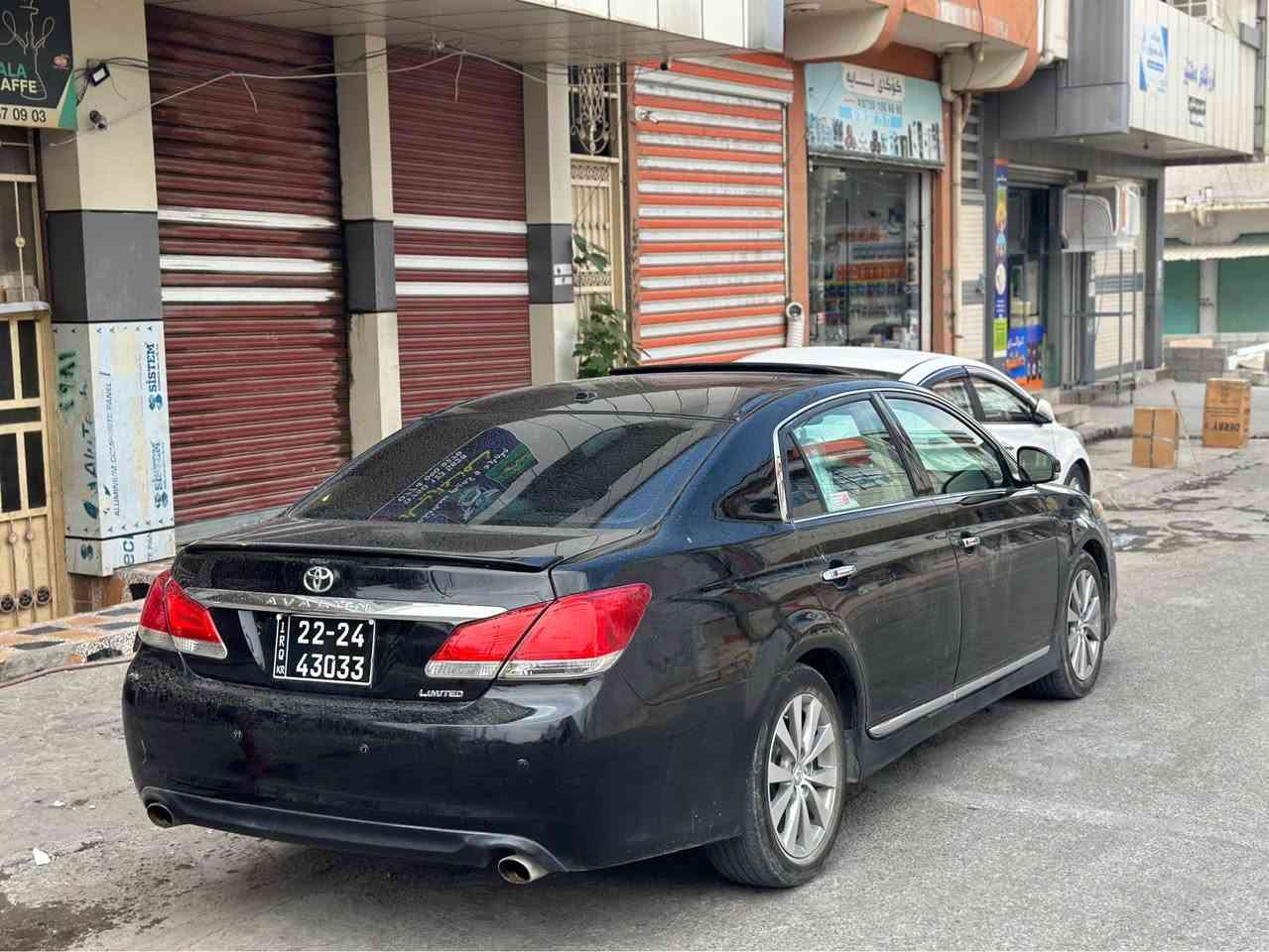 بە ناوی خوای گەورە و میهرەبان 
تۆیۆتا ئەڤەلۆن ٢٠١١ خلیجی فول بەسمە و پەردە و کوشن سارد و گەرم
بێ مەسرەفە  توندو تۆڵە  گێڕ و مەکینە نەکراوەتەوە
- 
دەحم و لێدراو نیە 
شوێن قەڵادزێ
***********
***********

فرۆشتن و گۆڕینەوە بشدار, السليمانية
