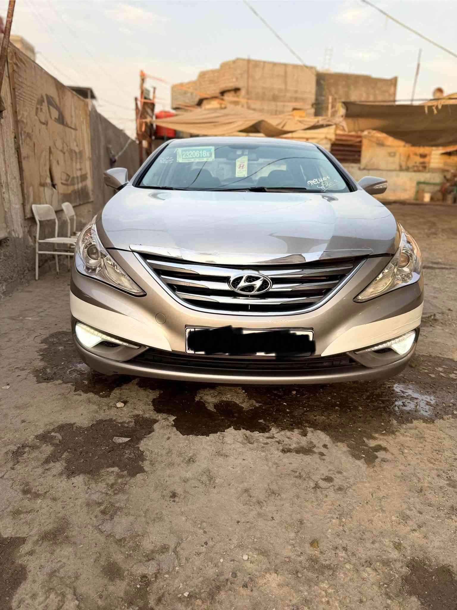 سوناتا مديل 14 سياره جديده بالكارتون مكينه 2000 دوش سياره ادوات كصه جنطه متومه طبق الاصل بيع او مراوس حسب القناعه ‭***********‬
