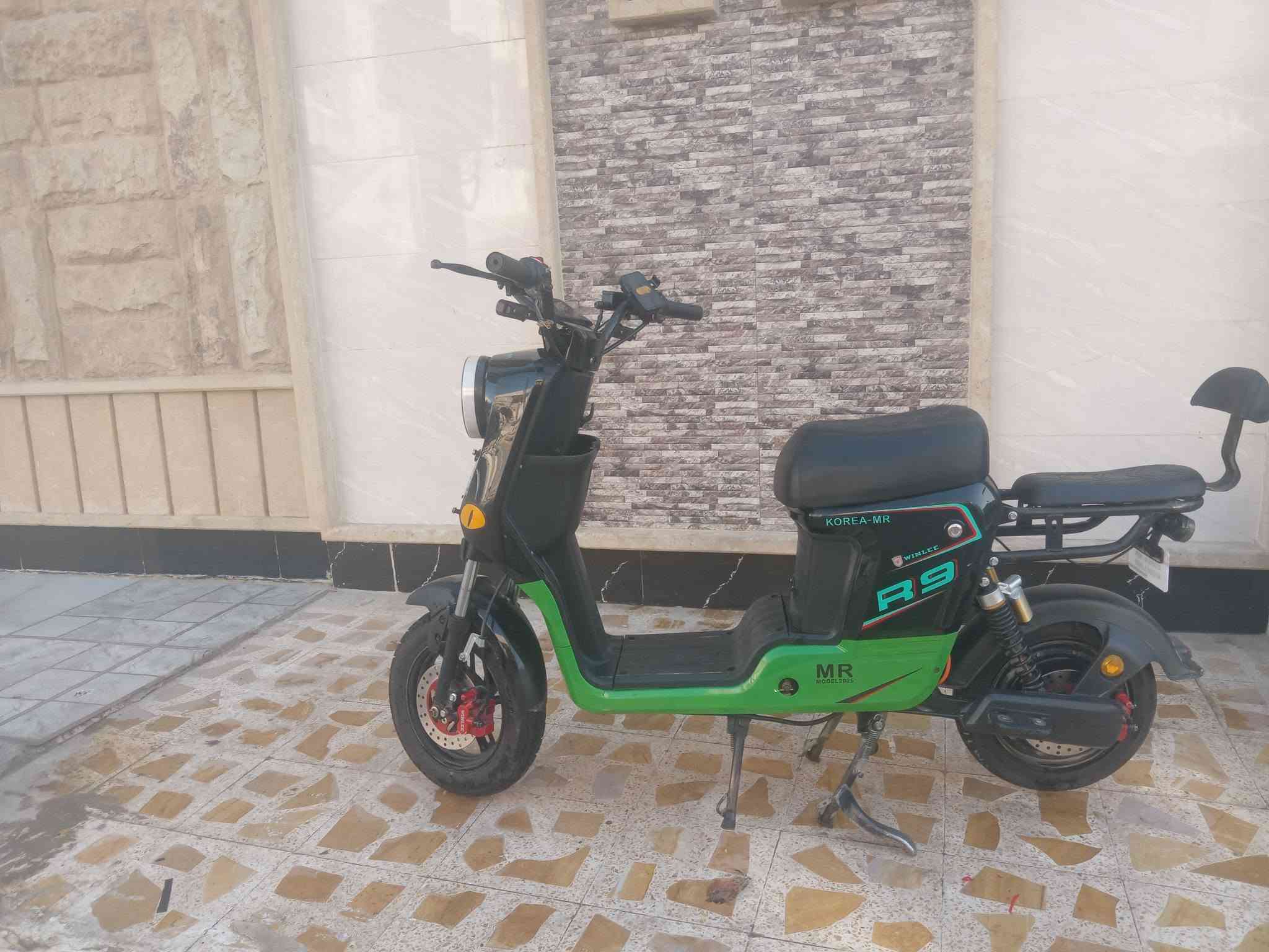 للبيع R 9.  3 بطاريات منفوخ
***********
