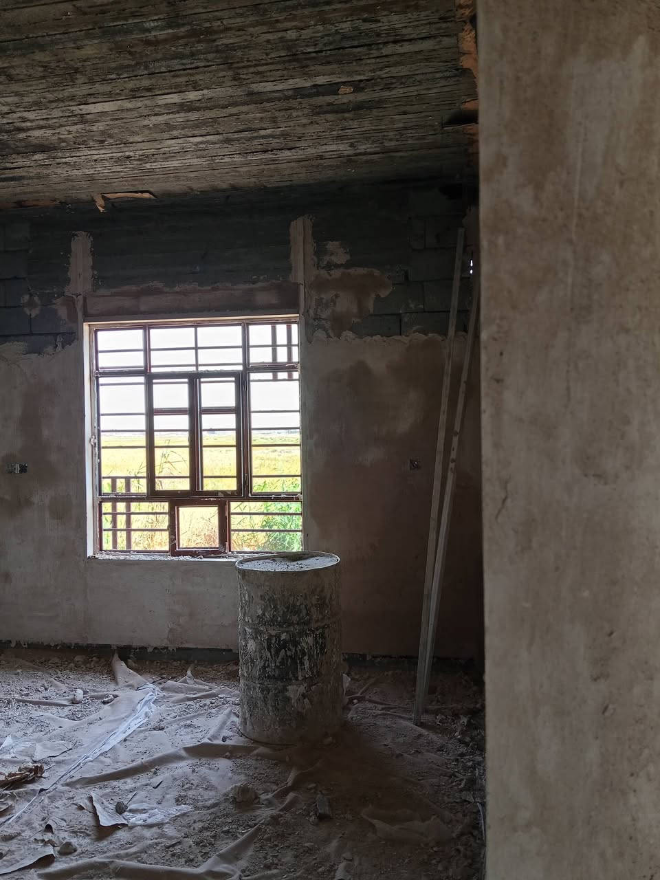 سلام عليكم خلفة جص وبورك لبخ اسمنت اجراره سقل تصفير مساطر 
بغداد ***********
