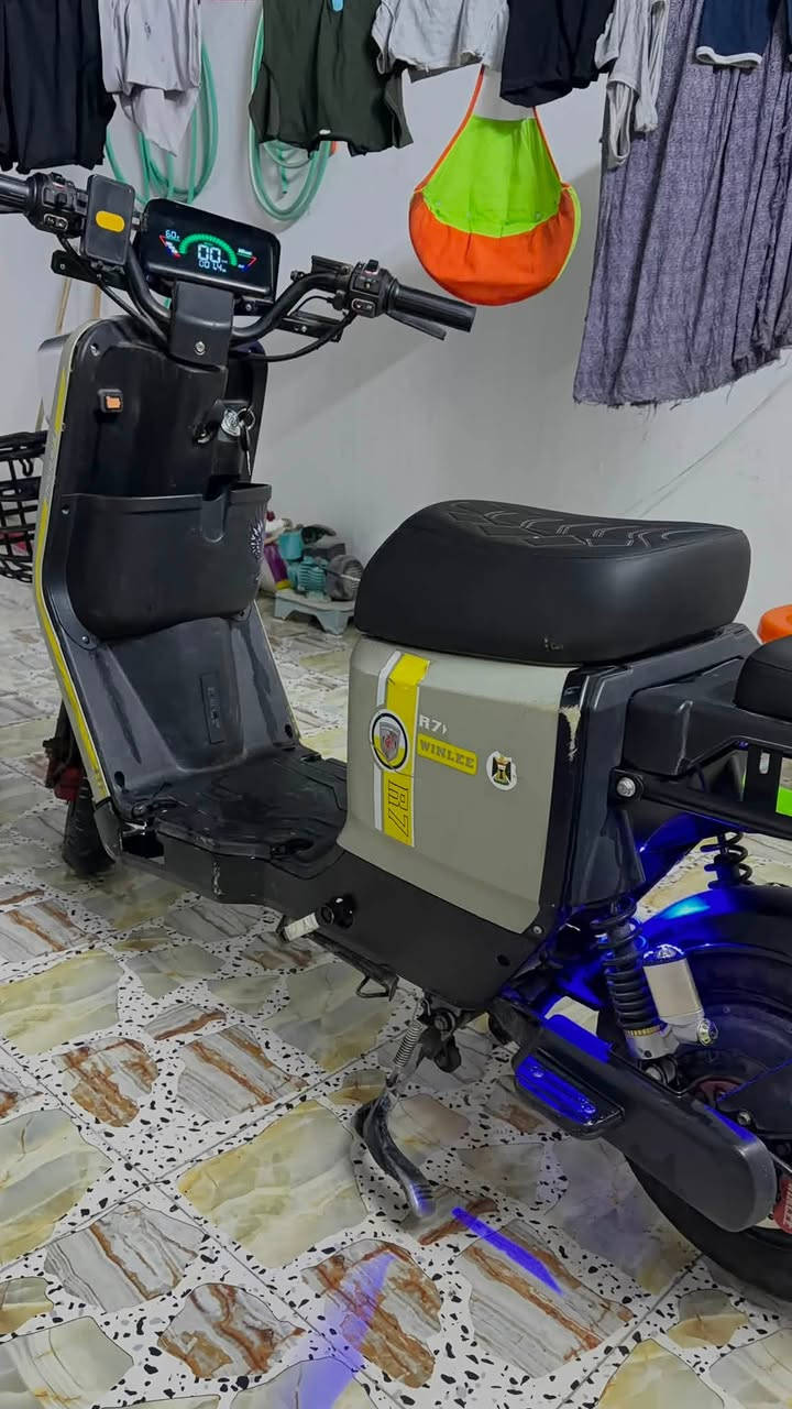R7 2025 للبيع بسعر مناسب
٥ بطاريات وكلهن شرط الفحص مال الدراجة البلاديات 
سويچ+ كارت + بصمة تشغيل عن بعد
نضام سرقة 
السعر ٢٦٥ الف وبي مجال للشراي 
مو شراي لاتدخل تصير لوتي براسي 

العنوان: كركوك واحد حزيران 

*********** واتساب
