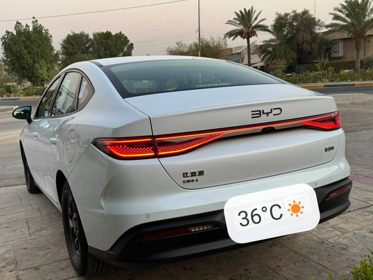 السلام عليكم
BYD سيل 5
سيل 5
موديل :2025 سياره كفاله عامه 
ماشيه : 16
ع وضع شركه 
تشغيل عن بعد 
داخل ابيض 
لد نهاري 
وبعد مواصفات  معروفه
السعر 21مليون بيها مجال بصيط 
عنواني بغداد البياع 
***********

نص مكتوب في الصور:
- 36°C
