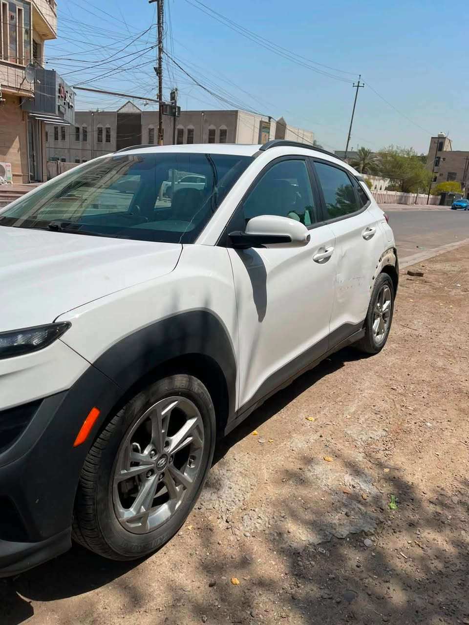 كونا 2023 وارد امريكي فول مواصفات
بيها 3 قطع صبغ حادث امريكا 
ونطخت بابين وجاملغ هنا 
ابيعها على الحادث السعر 120 ورقة قفل
***********
