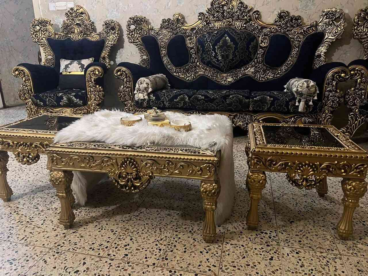 للبيع تخم رئاسي استخدام 18 يوم السعر 900 بي مجال بسيط حك الجية العنوان حي الجامعة ***********
