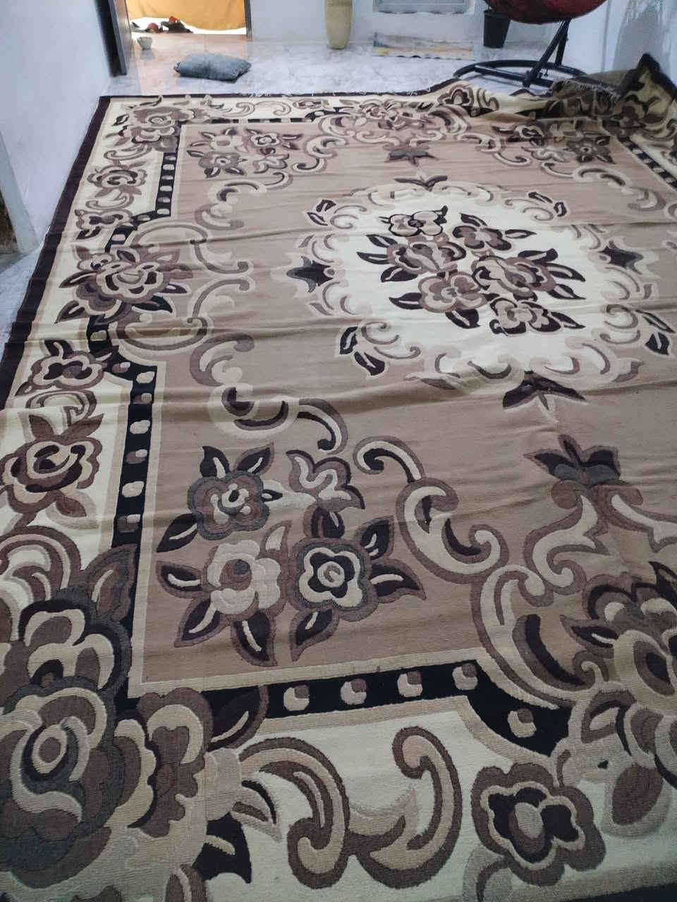 زوليه ايرانيه اصليه • نضافة ٩٠٪ • ٥×٤