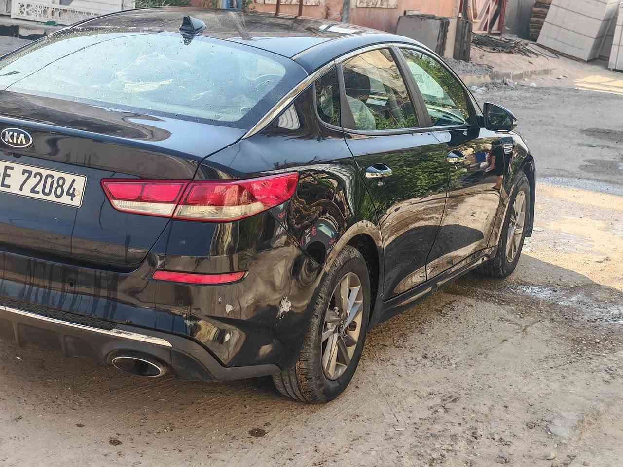 النوع: كيا أوبتيما
الموديل: 2020
اللون: أسود
وارد: أمريكي
المواصفات:
مقاعد مخمل 
3 أنظمة قيادة (سبورت - نورمال - إيكو)
أنظمة الأمان والقيادة الذكية: تحديد مسار، رادار النقطة العمياء، حساسات مانع تصادم، ونظام التوقف الذاتي.
التفاصيل والضرر:
السيارة بيها ضربة في الجانب الأيسر تشمل (الچاملق، باب السائق، وشوية من الباب اللي خلف السائق).
السعر المطلوب: 110 ورقة 

***********
