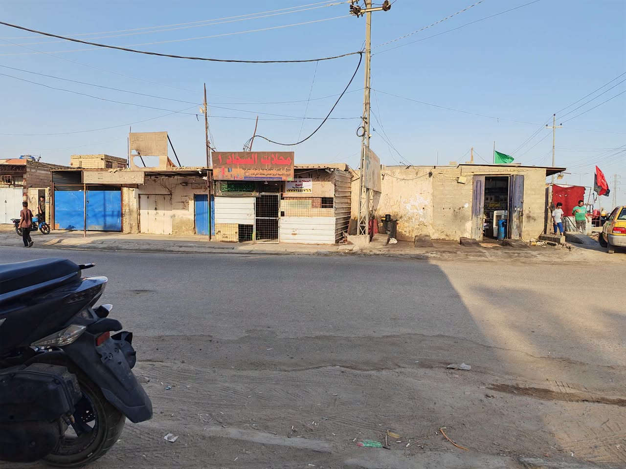 محلات عدد2 موقع تجاري عقد من البلدية كل 3 سنوات جدد العقد موقع حي الجهاد قادسية سابقن اول مدخل شارع ابو الياس
قياس 3.5 *5 متر الواحد
الاستفسار ***********
