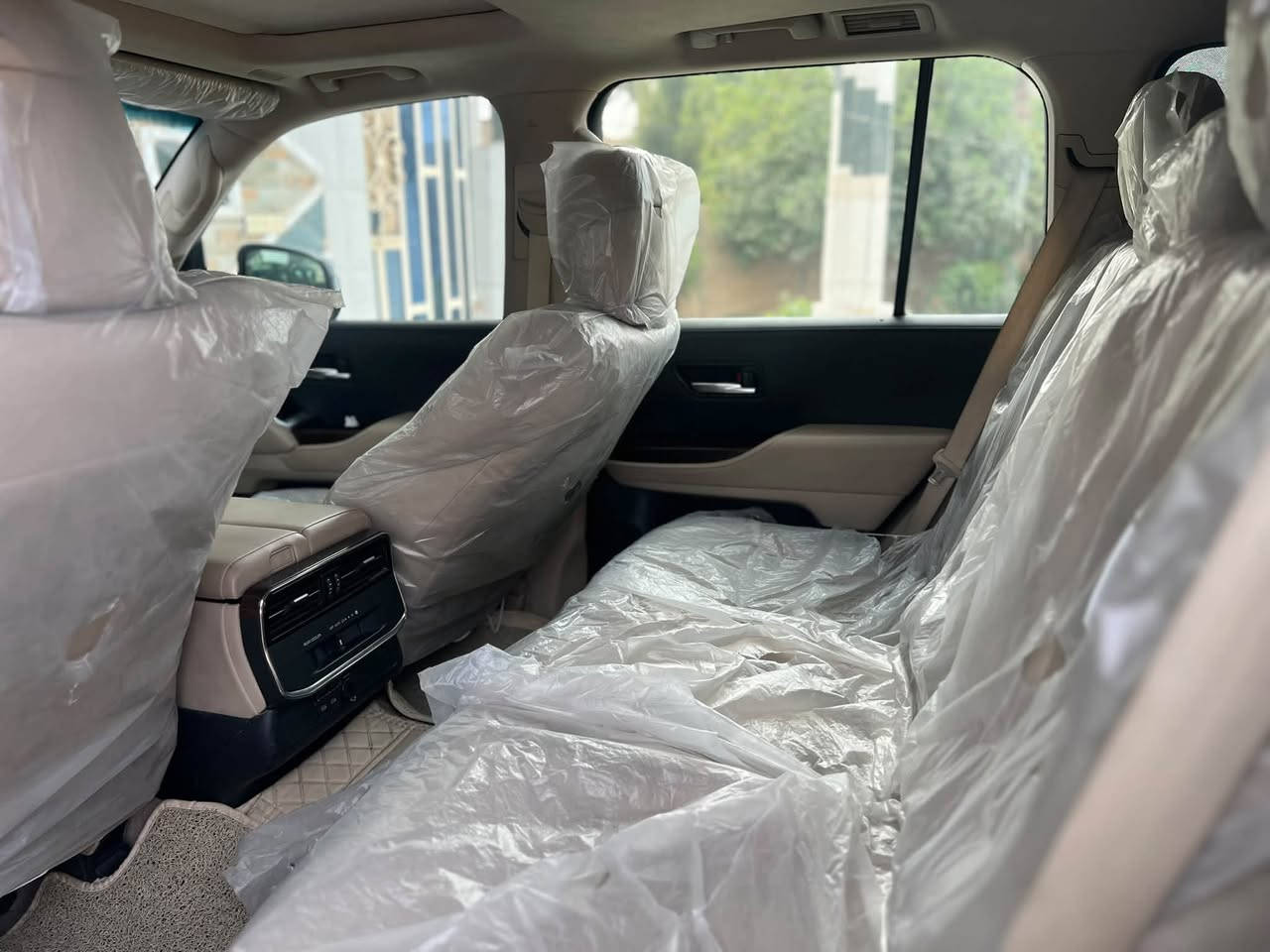 Toyota land crusir 2022  GXR
ِّ عَلَى مُحَمَّدٍ وَعَلَى آل مُحَمَّدٍ
-اخت زيرو بل كارتون

-مکفولە کفالة عامە 
(بدون صبغ - بدون بارد - بدون رمل - بدون حالوب ـ حتا دعاميات و اللحیات شرط بدون صبغ)

-تويتا لاندكروز موديل (2022) 
سياره مواصفات (GXR) سياره (٦) سلندر  

-سياره گير محرك بشرت مامفتوح و مابی ای خلل و صوت و بعدها ظمان من الشرکە 

- فول مواصفات  
(كوشنات جلد _ شغال عن بعد _ 
_ كاميرا _ كوشنات تدفيه و تبرید _ شاشه كبير _ وايرليس شحن _   نيظام eco _ سلايت _ النزلاق _ثلاجه _ زينون _ حساسيات امامیە و خلفییە )

-سنویە و رقم و کلشی جدیدە حتی ٢٠٢٩ تحویل مباشر

-سیارة جدیدە مابیها دینار مصرف کلشی علی وظع الشرکە 

-مكان السیارە النجف
-سعر 585 ورقە و مجال بسیط
-رقم تلفون [***********]
