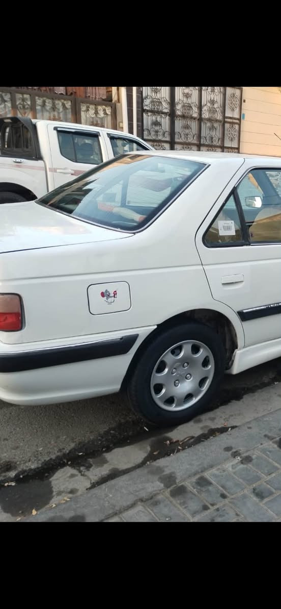 بيجو بارص ٢٠١٤ السياره كفاله من الضربه والتبديل بيها صبغ هلالات مكينه كير حداده مكفولات تبريد بيه ليك شرط كمبريسر شغال سنويه ٢٦ رقم بصره السعر ٣٦ للاستفسار ***********
