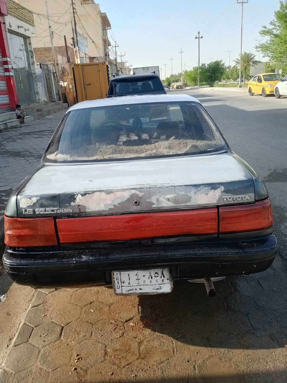 السلام عليكم كورولا للبيع 91 السياره مال واحد كاسب على باب الله يروح ويرجع بيها سعرها بلاش بعشره اوراق قفل 10 اوراق الشراب سياره جاهزه خير من الله اوتوماتيك ما عايزه كل شيء رقمها نجف***********
