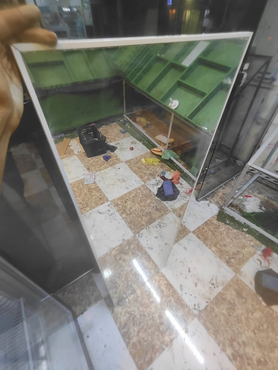 مريا عدد ٦
3 منهن على مترين  
و٣ منهن على متر و أربعين 
للاستفسار ***********
