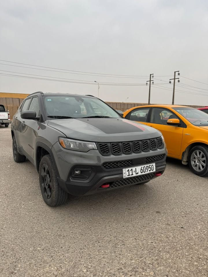 جيب كومباس 2022
Trailhawk 

الحادث موضح بالصور 

ماشية 65,000km 

-كشنات جلد 

-حساسات +رادار 

-شاشة كبيرة 

- تخم تاير جديد 
- ⁠حدادية جديدة

مكان السياره ميسان

‭***********‬
