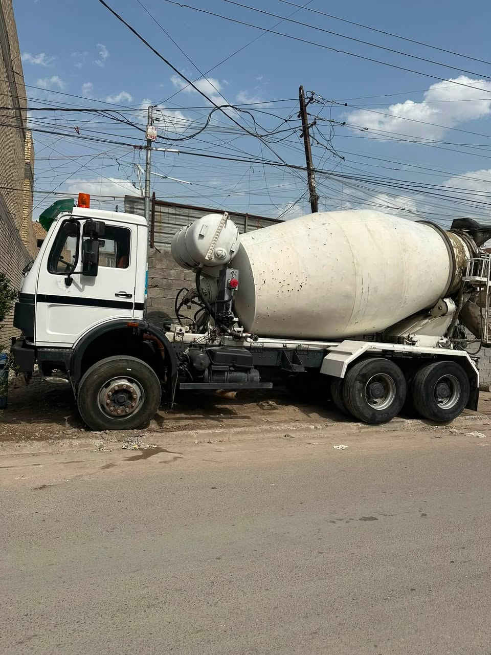 السلام عليكم سياره خباطةللبيع المكان بغداد الشعلة رقم الاستفسار عل ***********
