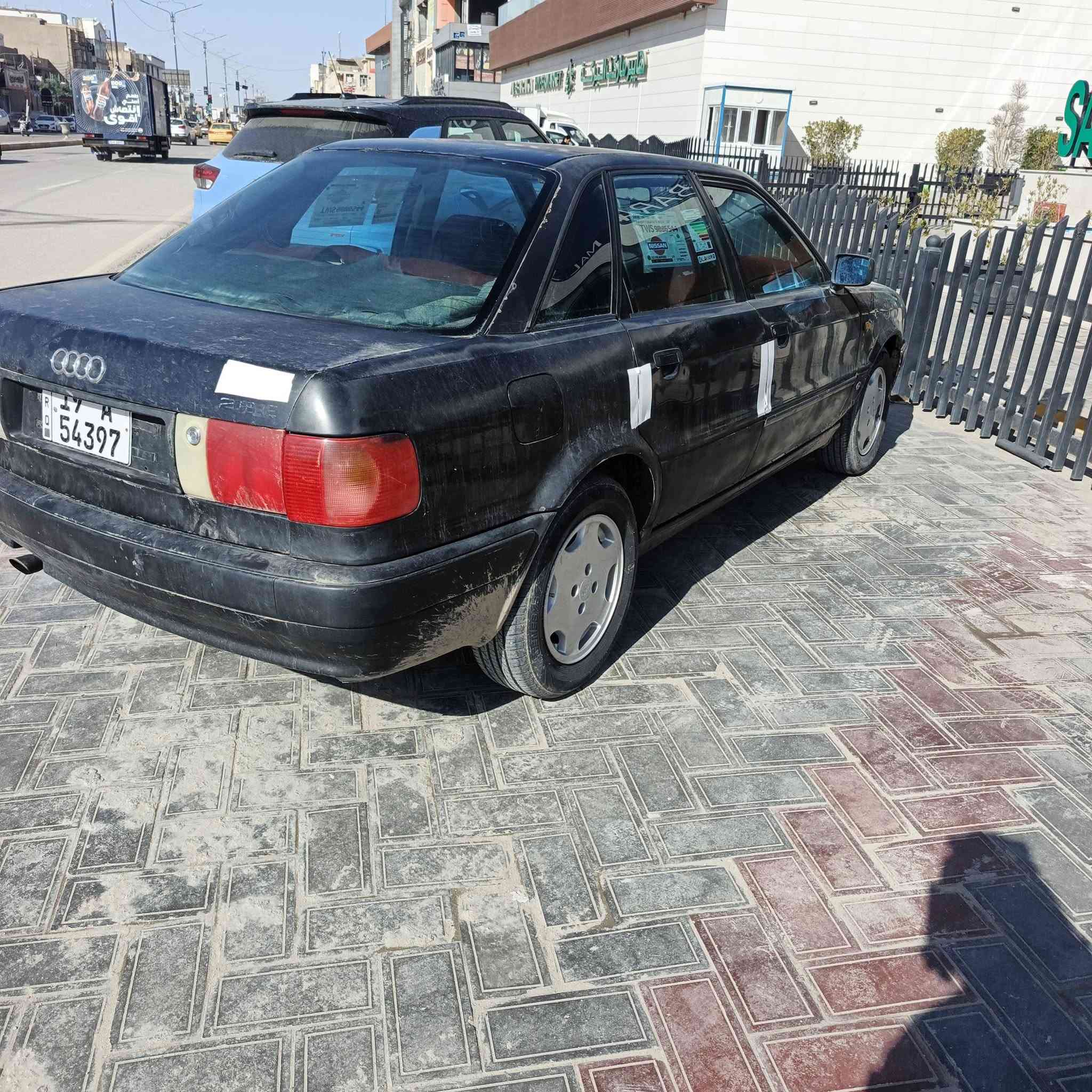 اودي 1992 رقم كربلاء  سنويه لل 2028محرك وكير شرط كهربايات حداديه 90بلميه كلها شغاله رقم الماني بسمي السعر 38وبيها مجال  اتصل ***********
