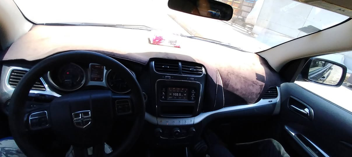 السلام عليكم جورني مديل ٢٠١٧ فول مواصفات محرك سته سلندر رقم بغداد الجديد سنويه جديده سياره جديده جاهزه تبريد ثلاث قطع  بيها ثلاث قطع بدون ضرر عابر أبد  سعره ١٣٣ لاستفسار ***********
