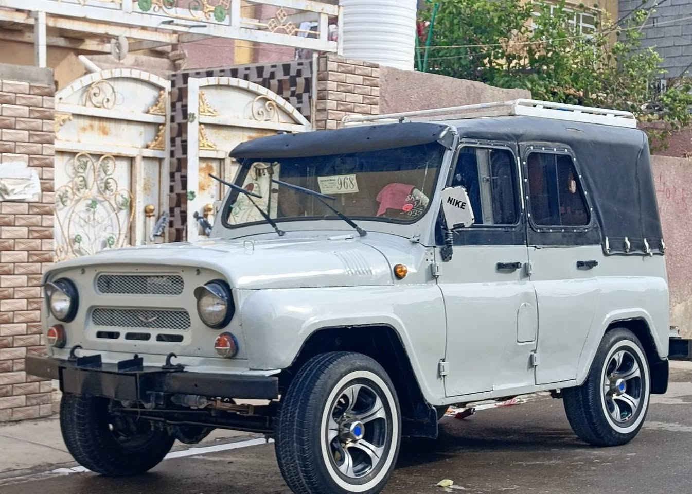 2000 مكينه دخن وكير نضيف تخم تاير جديد وتخم براويز سلايت جدد حصيره وحواض نضاف  السعر 5500 وبيهه مجال لشراي
 مكاني الصويره ***********
