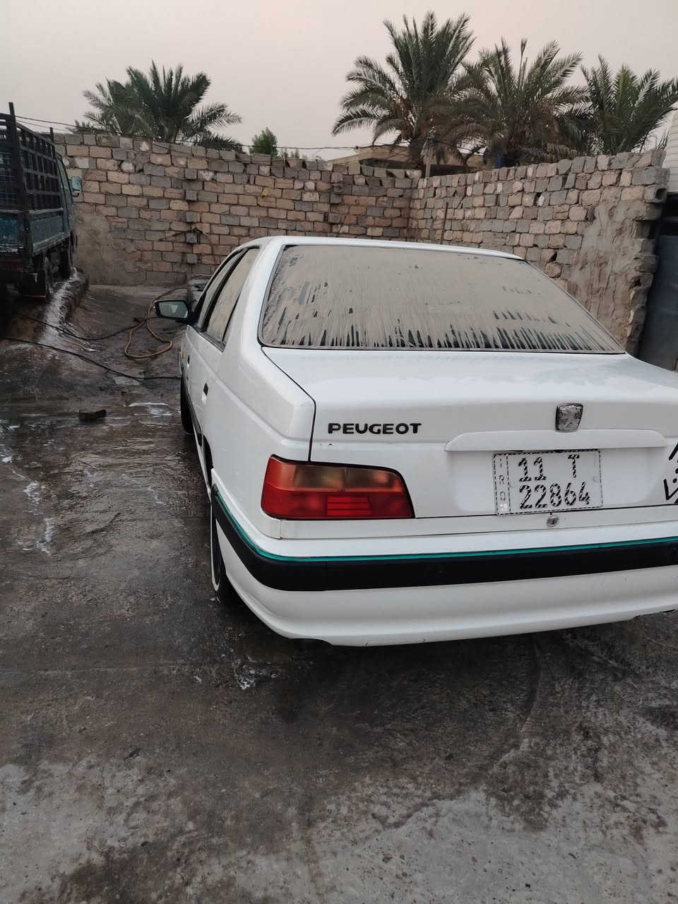 السلام عليكم بيجو بارص 18
سيارة كامله مكمله بيها منضومة غاز و تبريد ثلج حماوة جوة النص
الملاحضات بيها بوربرن مال كلج 
مكاني بغداد الشعلة 
 للبيع ب55 وبيها مجال الشراي يتصل
***********
