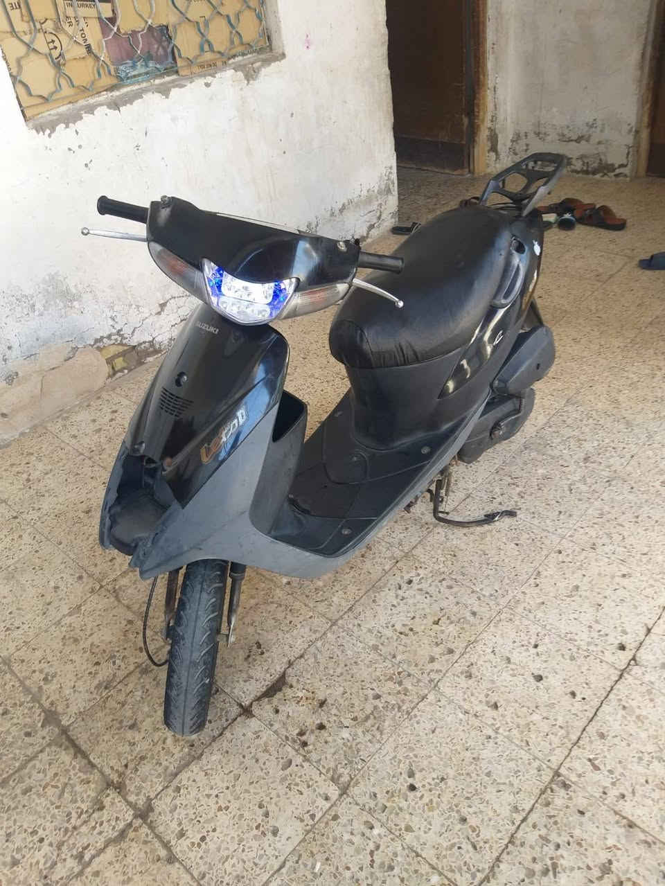 للبيع أوراق موجودة، مفتوحة مرة وحده كهربائيات شغالة سلف وهندر سعرها ٢٥٠
*********** مكاني بحي العامل
