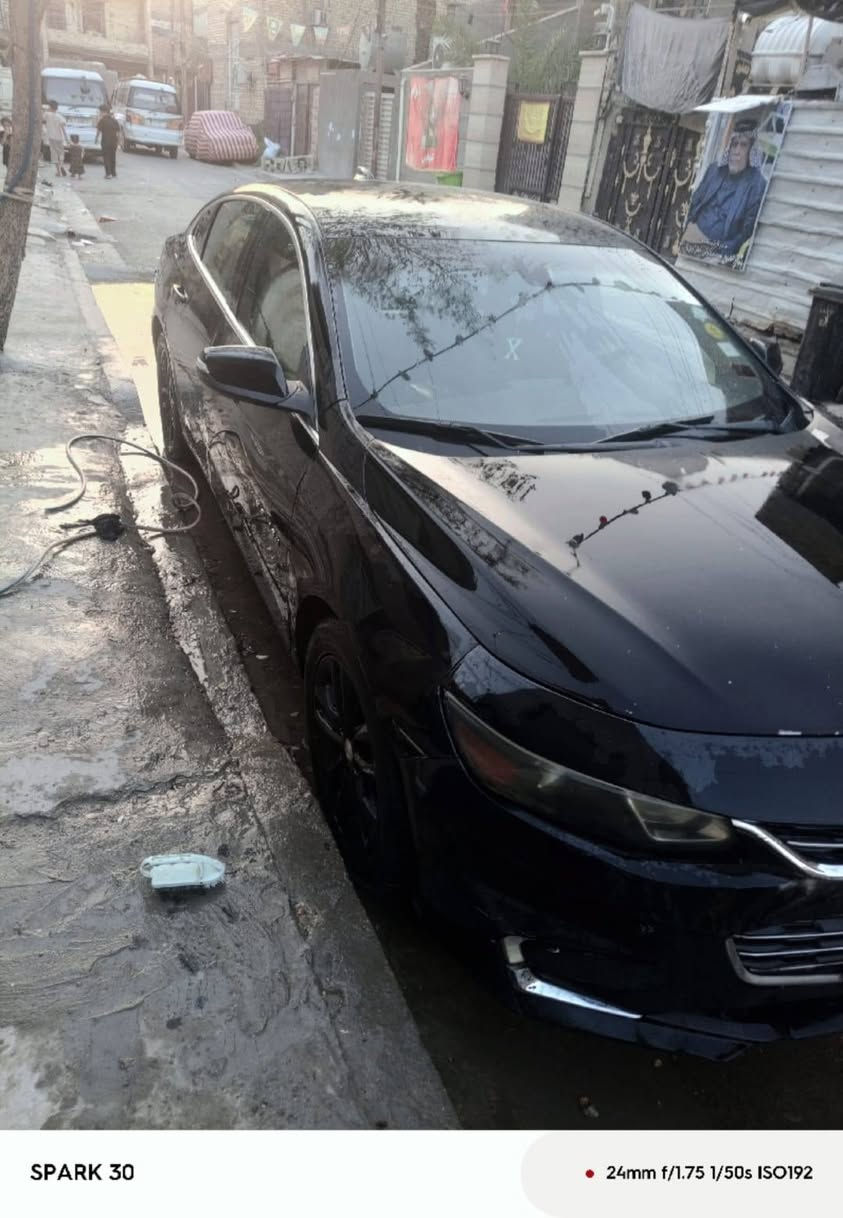 السلام عليكم شوفرليت ماليبو  للبيع مودي 18
حادثها بنيد بس 
الفئه lt

المحرك 1500 تيربو. رقمها اربيل.  فيت بم وقاعده كامل جديد. فتحه فيتم بيها بدون متنزل تانكي. 
زيت مكينه وگير جديد 

بيها بارد خفيف تعديلات بالجاملاغات الاماميه  ورصعه بالهلال الجاملغ الخلفي الايمن ترجع ع بارد 
مكاني بغداد 
السعر 80 وبيها مجال 
رقمي ***********
