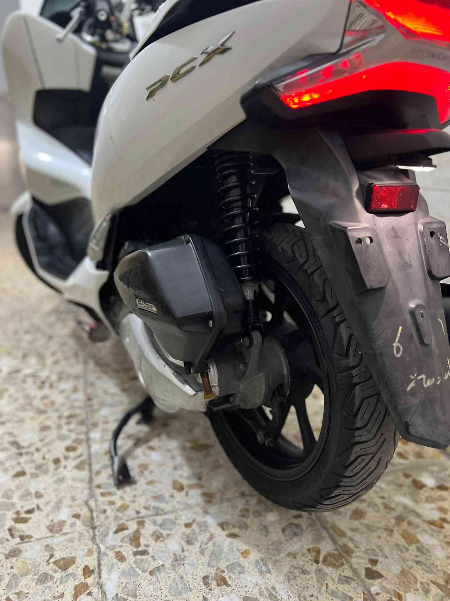 PCX • جيل ثالث • ١٥٠