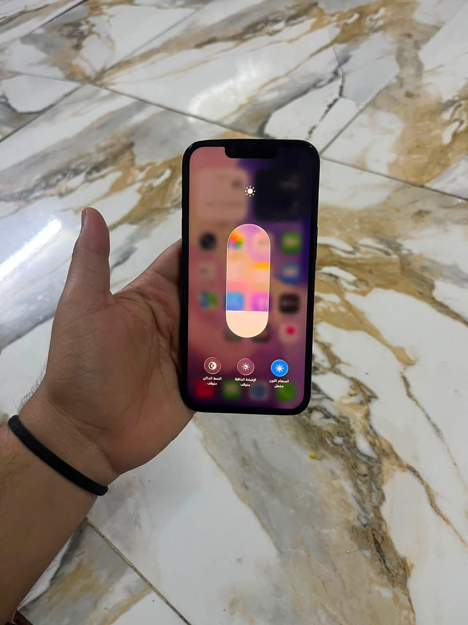 ايفون 13 عادي*
- *التخزين*: 128GB
- *البطارية*: 100% مستبدلة
- *اللون*: نيلي
- *النسخة*: شرق اوسط ماستر AAA
- *الشغال*: اتصال ✅ سيمكرت ✅ فيس ايدي ✅ واي فاي ✅ كامرات ✅
- *الحالة*: بدون عطل او مشكلة، وتفحصه على راحتك
- *الشاشة*: مستبدلة - 3 خيارات، الالوان واللمس فول
- *السعر*: 275 الف وبي مجال
متواجد واتساب رقمي ***********شعندك مراوس نزل
