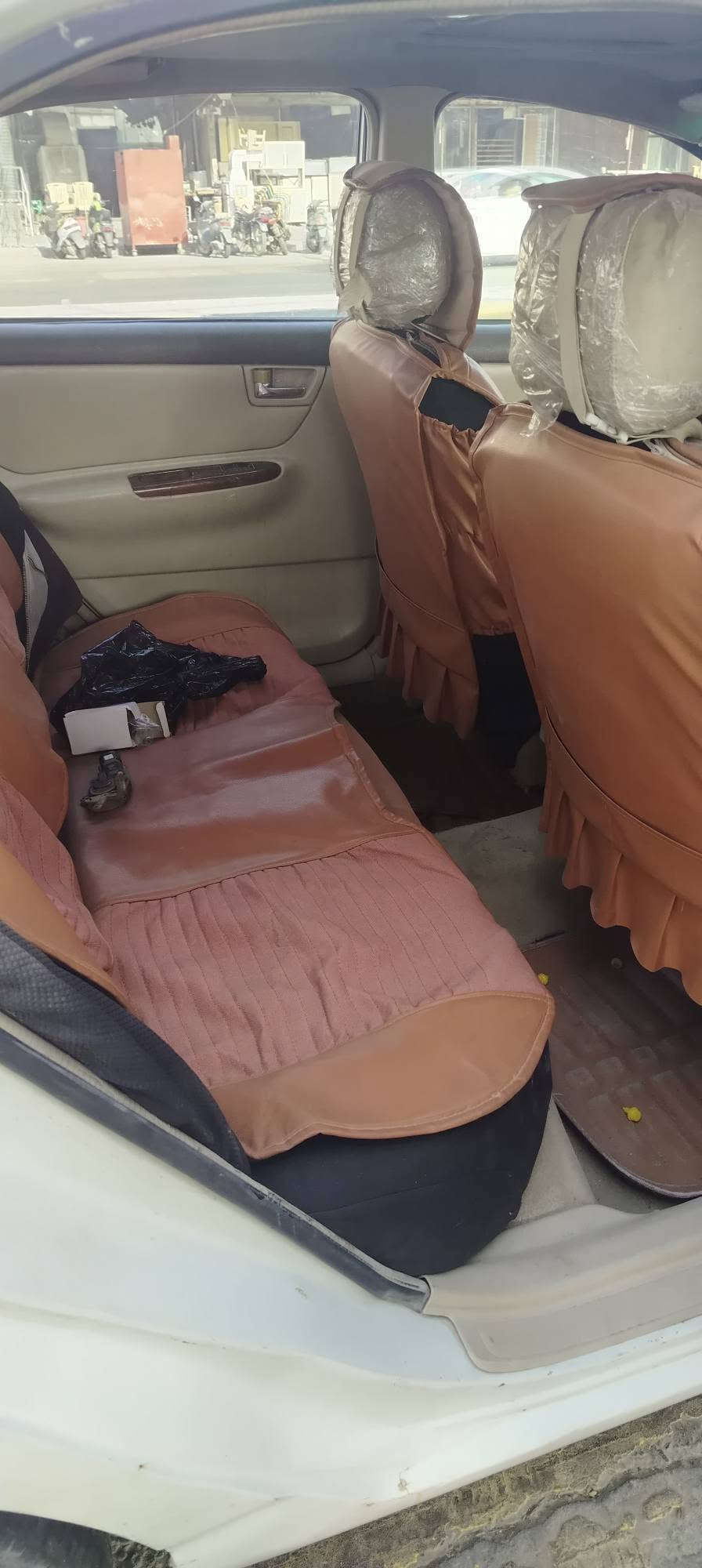 BYD F3
 محرك متسوبيشي بلادي رقم قادسيه بيها ضربه بلجنطه ومعمره وطخه بلباب و  مصبوغه عام  كهربايات شغاله كلها سنتر لك بيها ريموتين بلادي وشاشه تبريد شغال
عنواني كربلاء وراعيها صديقي من كربلاء مداور ثاني  يوم
السعر48 وبيها مجال بسيط ***********
