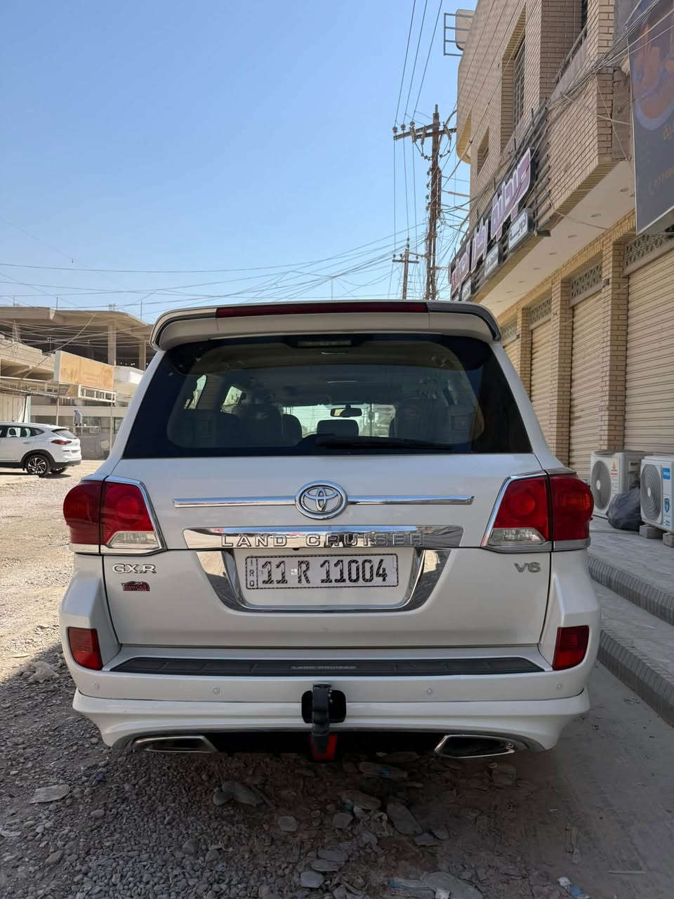 ‏Toyota Land Cruiser 2013 (GXR)
اللون: أبيض

 الفئة والمواصفات: GXR
السعر :320$

 كشنات جلد

 إضاءة زنون

 الحالة والضرر:

 باب خلف السائق مبدل

 وجود 6 رصعات في القمارة

نص منشور للبيع (جاهز للنسخ):

🚗 تويوتا لاندكروزر 2013 GXR للبيع 🚗

 اللون: أبيض

 المواصفات:

 داخلية جلد

 إضاءة زنون

 مواصفات GXR المعروفة

 الحالة العامة والضرر:

 باب خلف السائق (مبدل)

 القمارة تحتوي على 6 رصعات

لمكان: سامراء

📞 للتواصل والاستفسار: ***********
