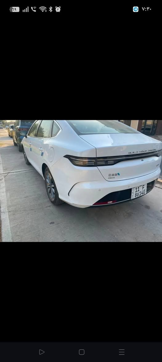 السلام عليكم byd دسترويل2025 داخل ابيض كشنات رياضية مدوشمة بيه بس دعامية خلفيه صبغ السعر 19200 الدورة حي الصحة ***********
