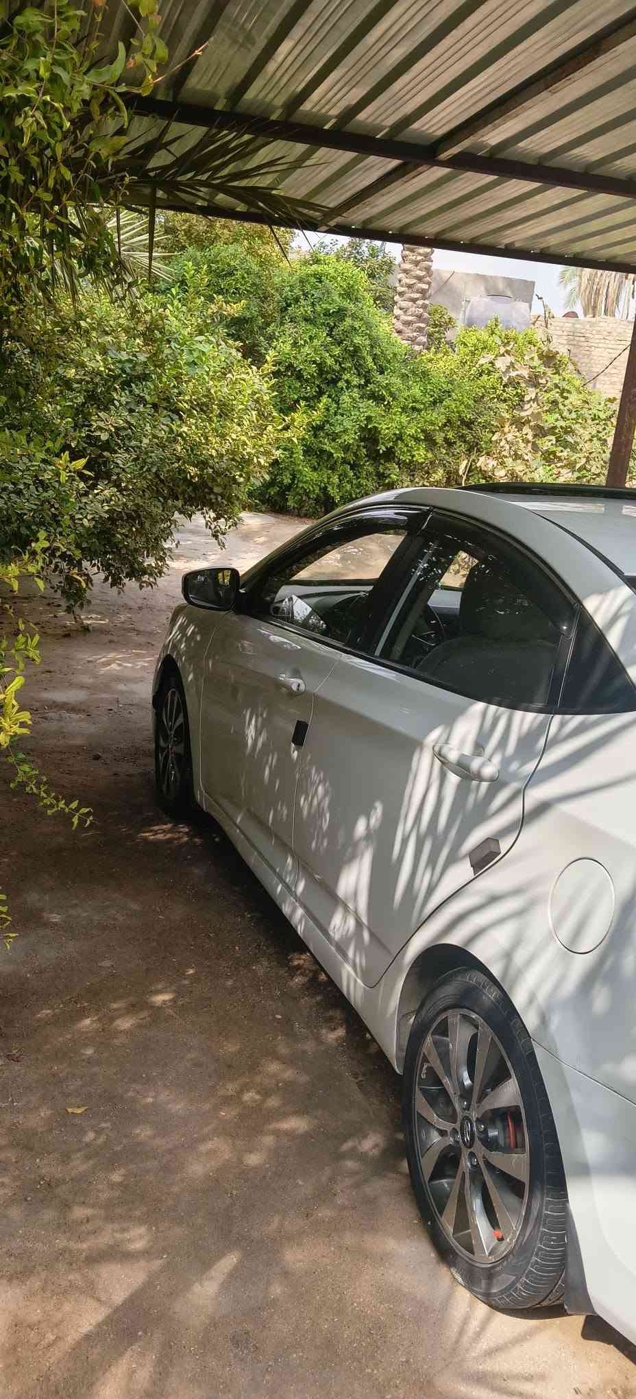 اكسنت ٢٠١٦ • ماشي ١٠٠الف • كفاله
