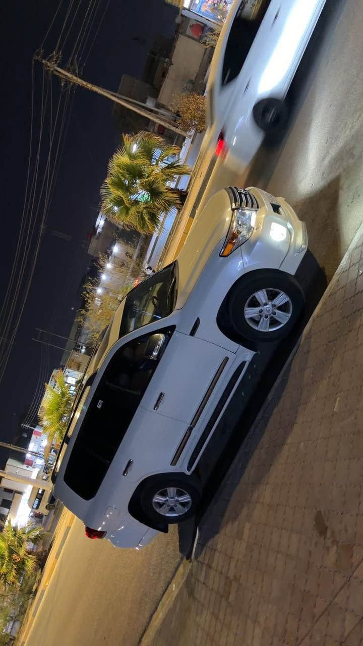 لاندكروز 2015
مكفوله
8v
مكفول بدي من شخط كير محرك تبريد حدت ه تايرات كله جديد ومكفول 
سعر 350 بيهه مجال بسيط 
*********** البصرة, العراق
