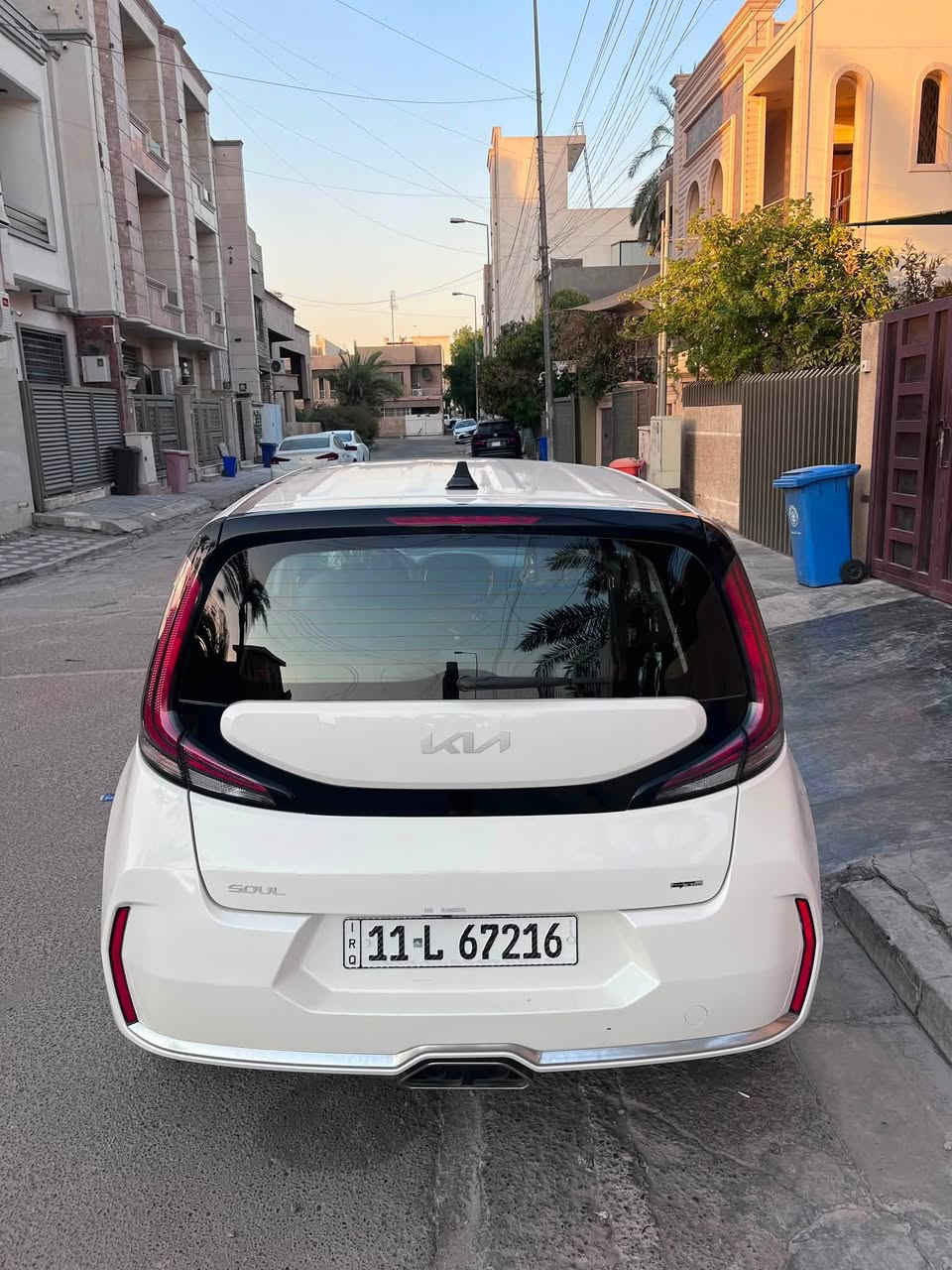 السلام عليكم
Kia Soul 2024 لبيع كيا سول
الموديل: 2024
اللون: أبيض لؤلؤي
المحرك: 2.0 لتر - 4 سلندر
القير: أوتوماتيك IVT
القوة: 147 حصان تقريباً
الدفع: أمامي
عدد المقاعد: 5
ويل كب حجم :18 إنج - حسب فئة GT-Line
شاشة ومواصفات تكنولوجية حديثة
كاميرا خلفية وحساسات حسب التجهيز
مثبت سرعة
أنظمة أمان ومساعدة للسائق
نشغيل وبصمة/فتحة سقف
حادث السيارة دعاميه امامية فقط
بدون ايرباك بدون دواخل
ممشة السياره (33) الف فقط
سياره بحالة الوكالة
مكاني بغداد زيونه
السعر(169)وبيها مجال

***********
