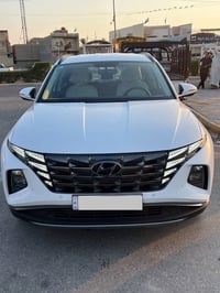 توسان 2024 للبيع رقم بغداد بأسمي السعر 200 ورقه  ماشيه 28 الف  مكفوله ...