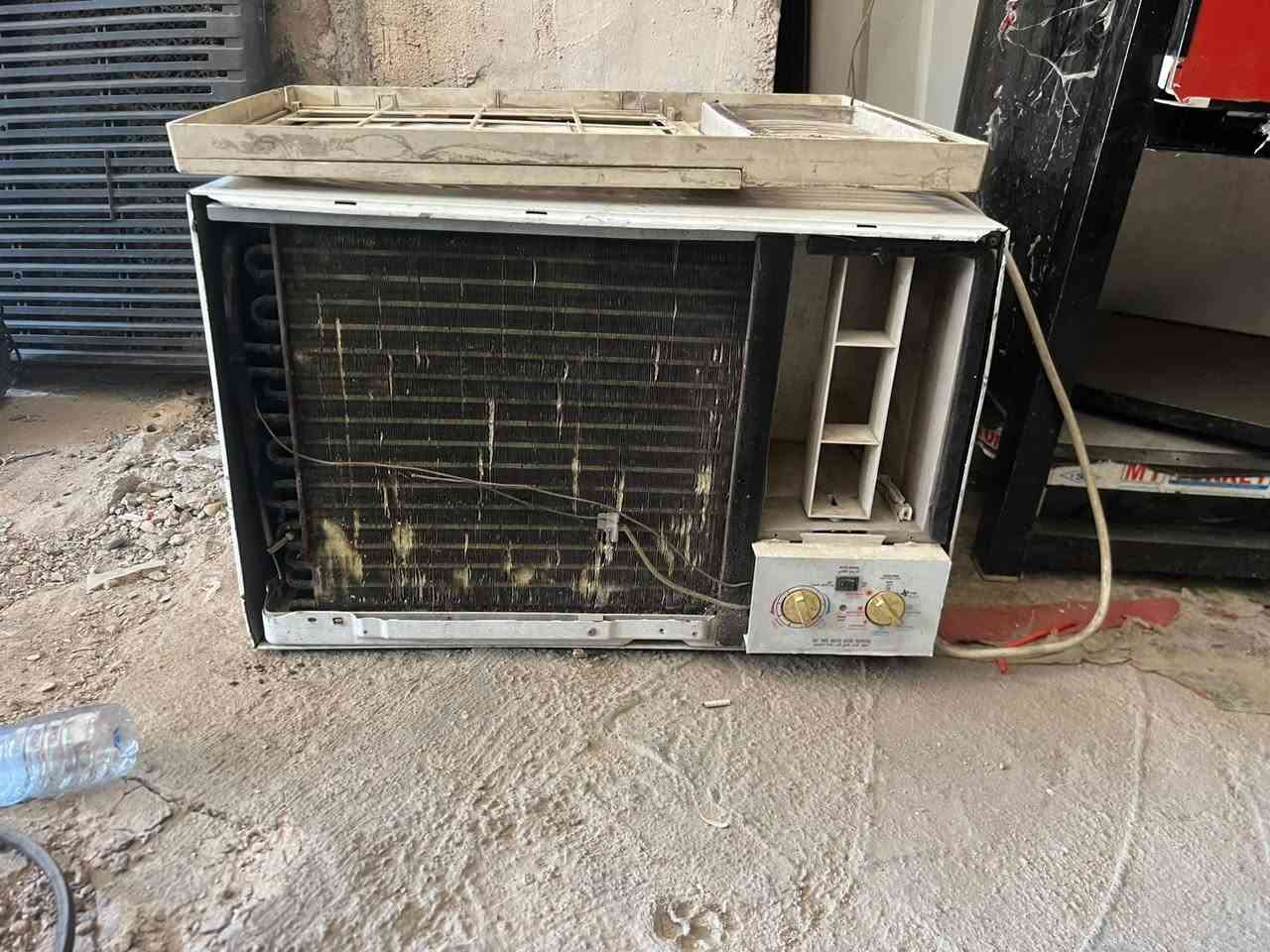 غراض للبيع في منطقة العلاوي
***********  واتساب
