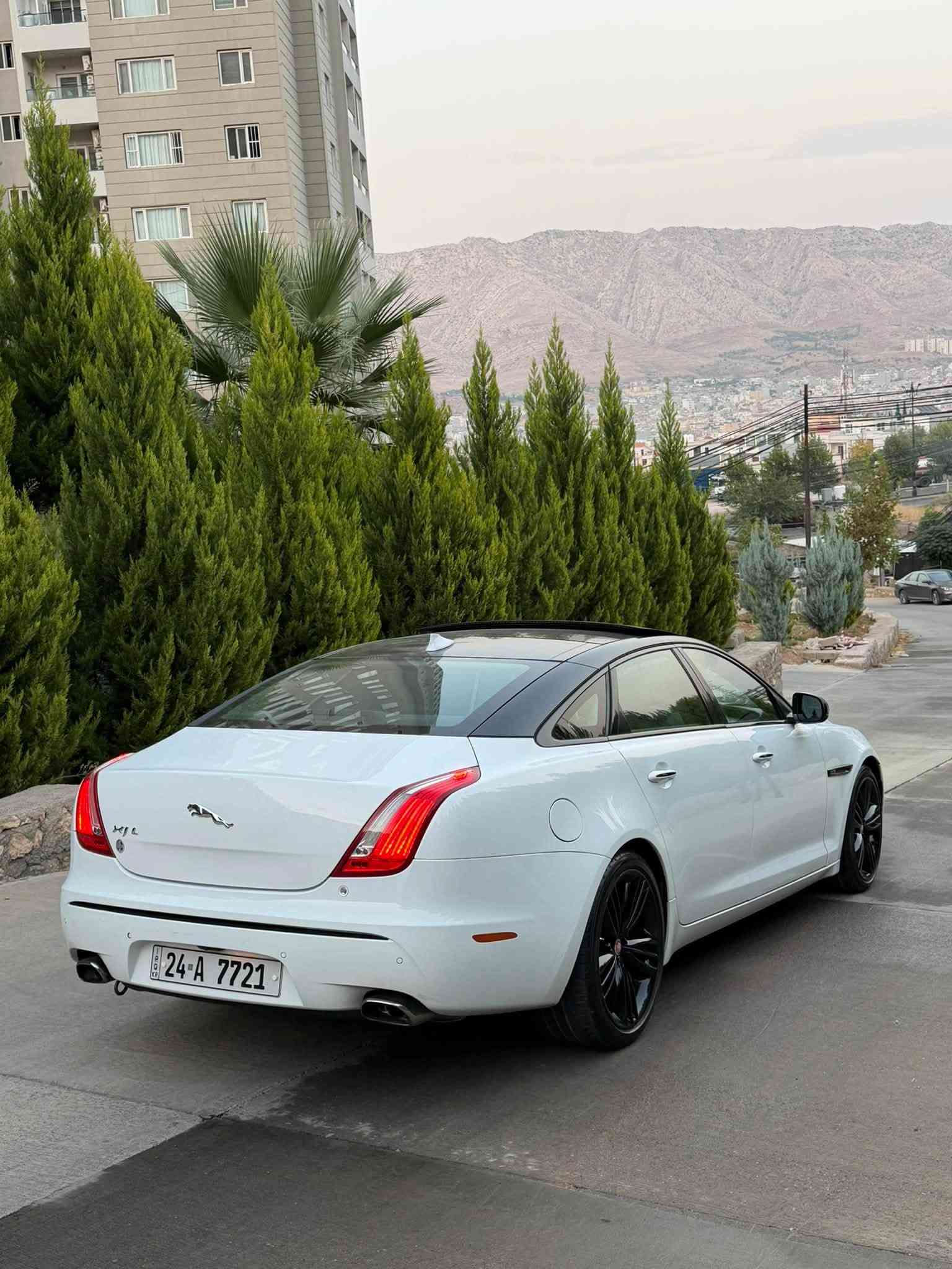 XJ لارج • ٢٠١٤ • رقم اربيل