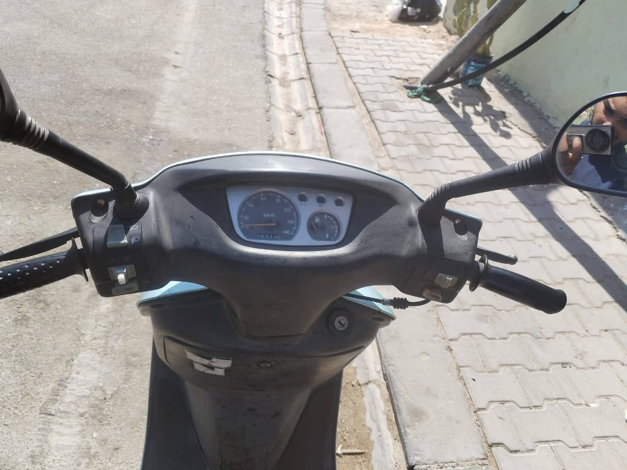 سلام عليكم دراجه فراشه حاويه  احله منل صوره بعد دراجه خرسه ماتسمع صوته مكينته خير من الله كله بلاد كهربائيات كله شغاله  سعره 550  بيه مجال قليل مكان  نجف الحيدريه خان النص عمود 496 /***********
