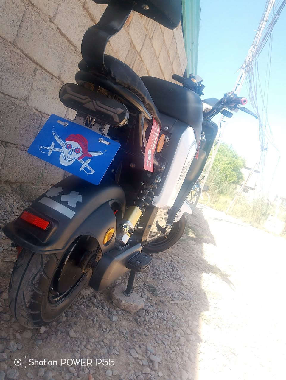 للبيع موديل 2025 

للتواصل على هاذه الرقم:***********

نص مكتوب في الصور:
- Shot on POWER P55
- Shot on vivo POWER P55