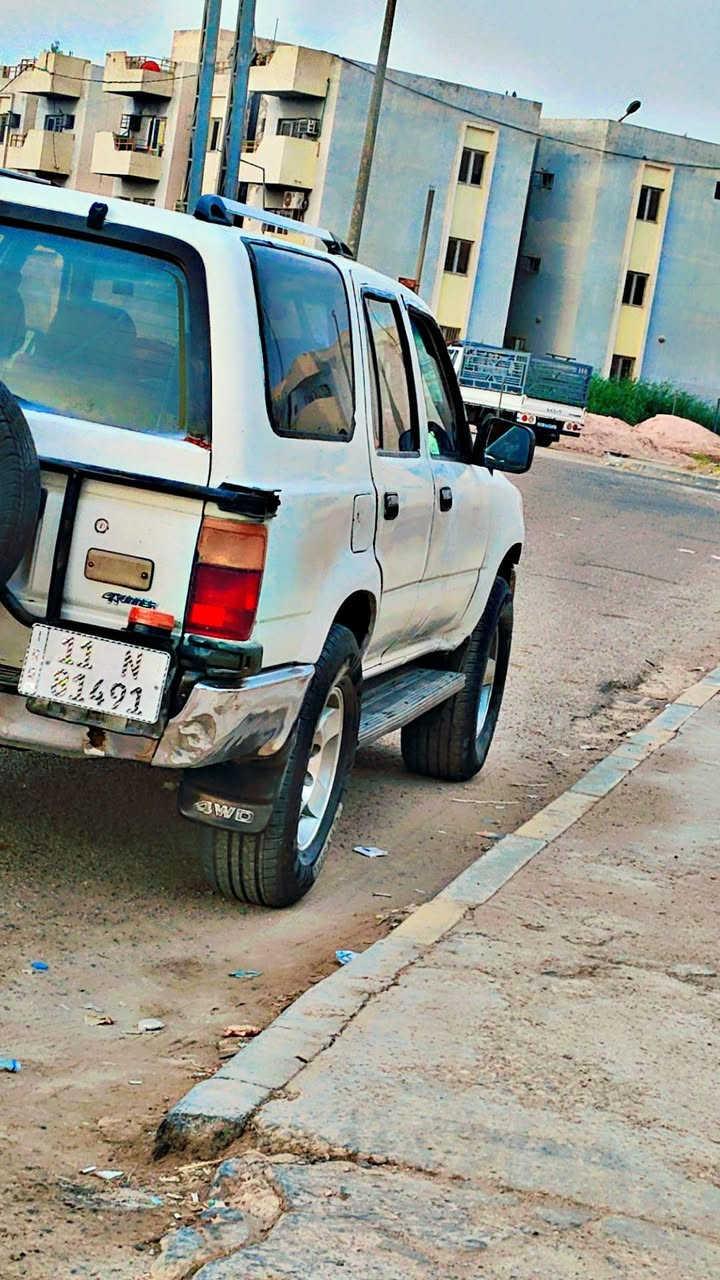 فور ننر • محرك مكفول • رقم بغداد