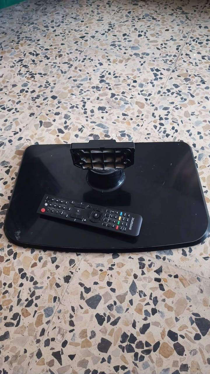 بلازما ٤٥ بوصة • نضيفه • دقة ١٠٨٠ فريم٦٠
