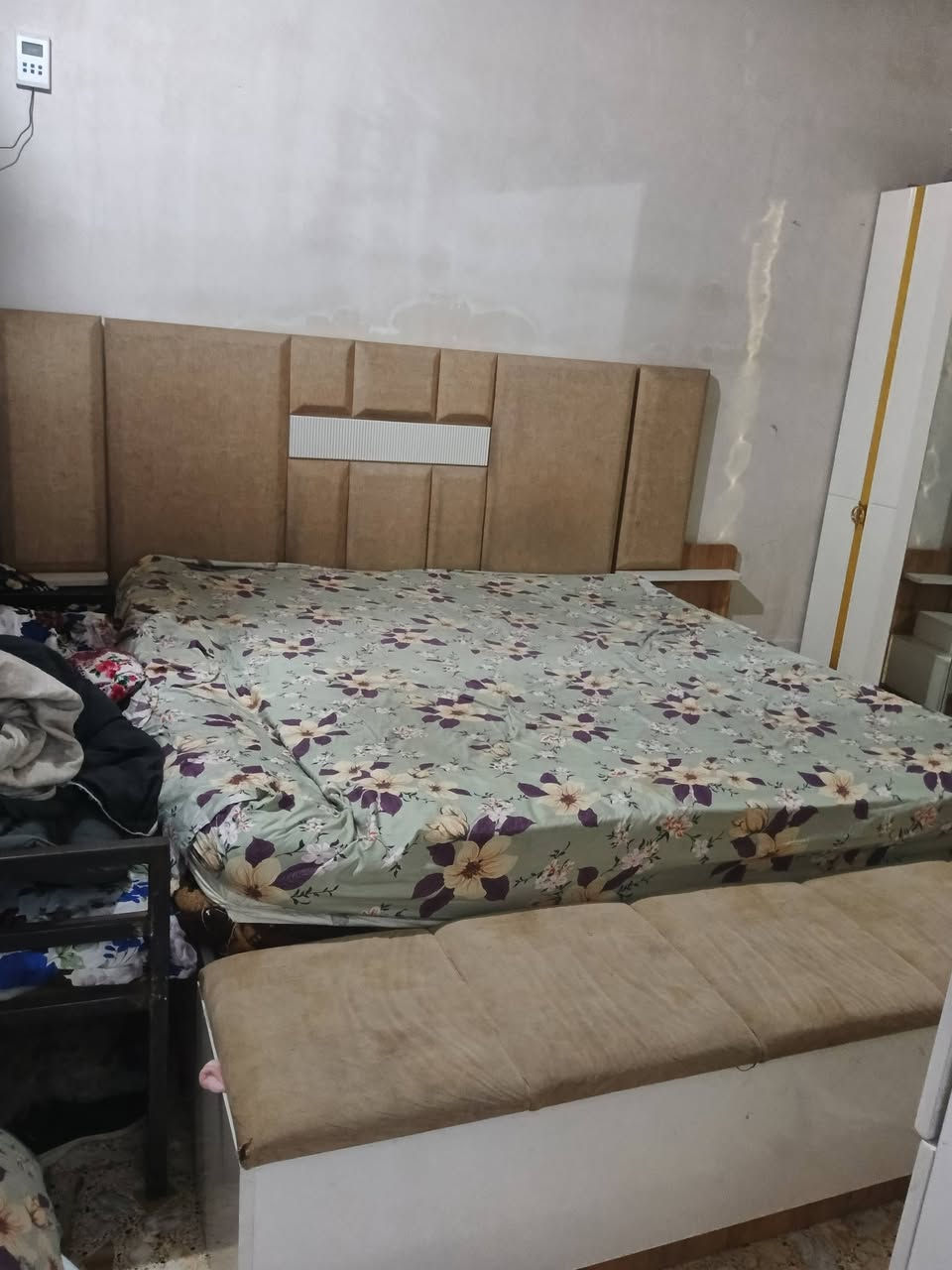 غرف نوم 9قطع للبيع نضيفه كلش اي عيب مبيها للتواصل 
***********

