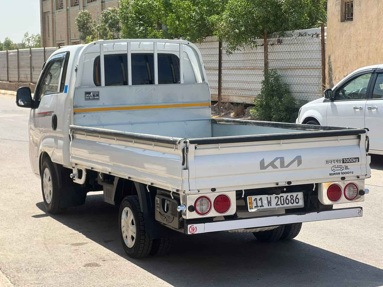 السلام عليكم كيه مسكر للبيع موديل 22 السياره جديده معنه الكلمه المكان واسط الصويره السعر 185وبيه مجال رقم التلفون ***********
