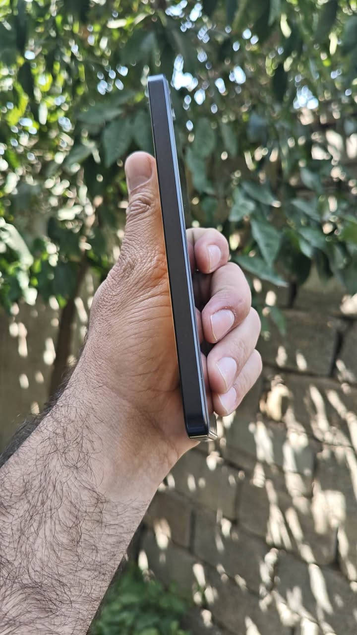 السلام عليكم POCO X7 PRO ذاكرة 256 جهاز بحالة نضافة 100% ملحقاته كامله ويا كارتونه وشاحنه وكفر كل المحلقات بالكامل بطارية 97 للبيع بسعر 375 للأتصال *********** مكاني كربلاء ويوجد توصيل
