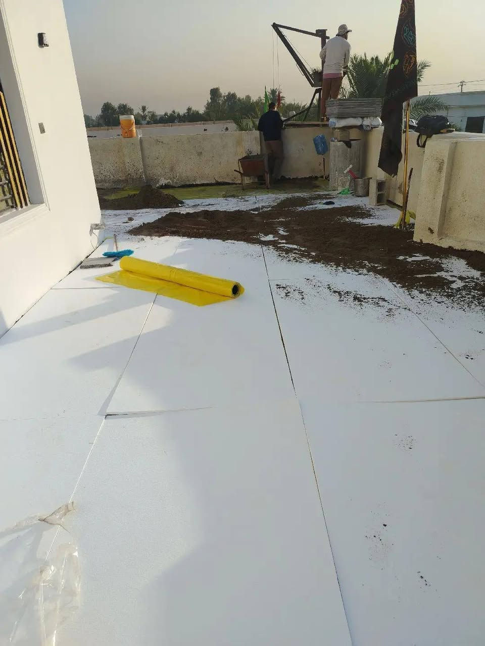 ودع حرارة الصيف ونش الشتاء! الحل الأمثل لسطح بيتك عدنا 🏠✨:
نعاني هواي بالعراق من حرارة الصيف القوية ومشاكل المطر بالشتاء. الحل مو بس تبريد وتدفئة، الحل يبدأ من "تسطيح مضبوط".
كادرنا المتخصص يقدم لكم خدمة تطبيق الشتايكر بأعلى درجات الدقة، مع عزل حراري ومائي متكامل (استخدام مواد عزل درجة أولى قبل التطبيق).
🔧 شنو نضمنلك؟
✅ عزل حراري يقلل استهلاك الكهرباء ويبرد البيت.
✅ عزل مائي يمنع النش والرطوبة نهائياً.
✅ تطبيق شتايكر بمستوى واحد وجمالية نظيفة.
✅ مفاصل (ماستك) منفذة بطريقة هندسية تمنع تسرب المياه. 
  
للاستفسار يرجى الاتصال بنا ***********
